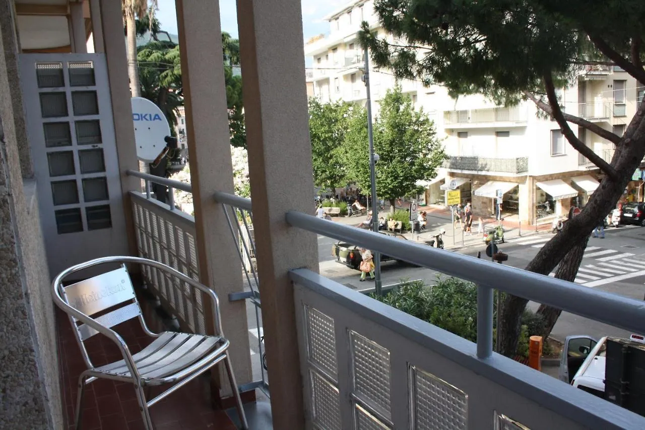 ** Bed & Breakfast Glem Rooms & Breakfast Arenzano Italië